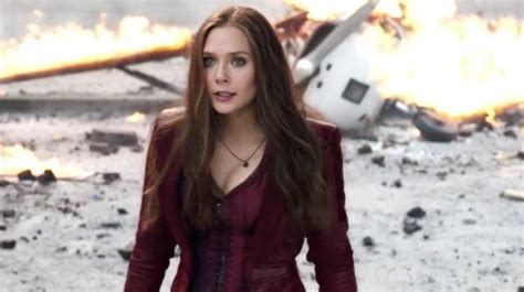 elizabeth olsen boobs|Elizabeth Olsen isn’t happy her boobs are on show in Avengers。